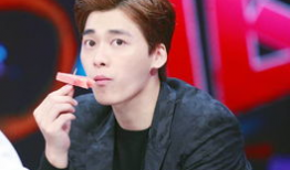 李易峰吃瓜爆料牙签,牙签成焦点引热议